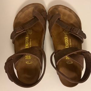 Yara Birkenstocks